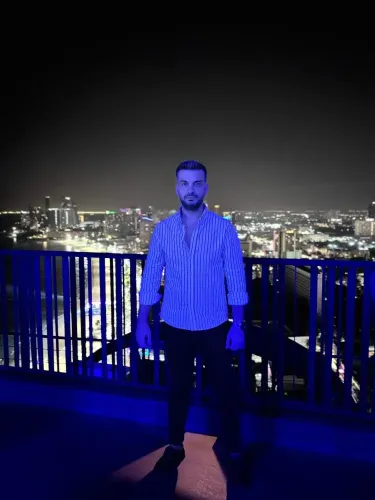 Ищу попутчика в Таиланд.