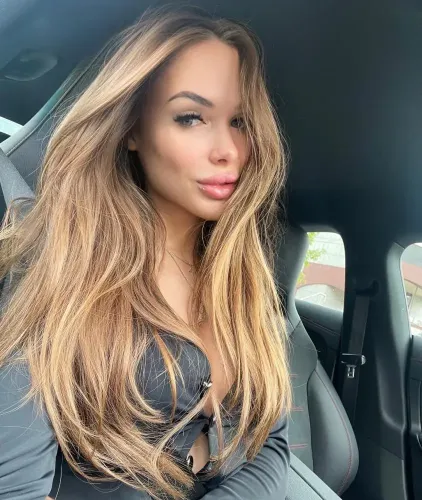 Ищу попутчика в О.А.Э..